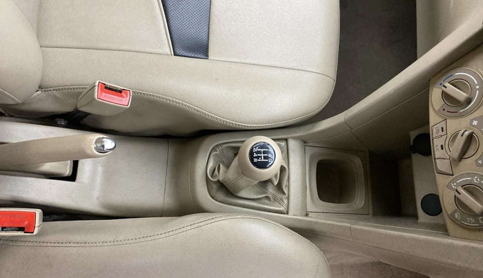 2014 Maruti Swift Dzire VXI, Petrol, Manual, 79,604 km, Gear Lever