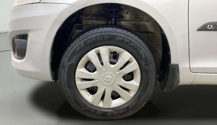 2014 Maruti Swift Dzire VXI, Petrol, Manual, 79,604 km, Left Front Wheel