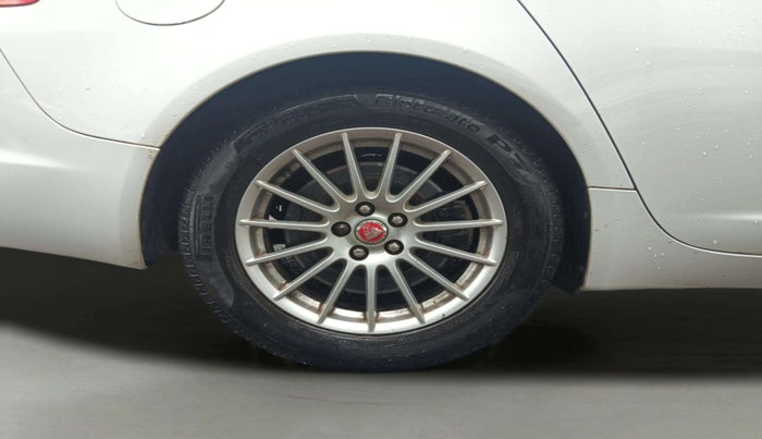 2013 Jaguar XF 2.2 DIESEL LUXURY, Diesel, Automatic, 41,863 km, Right Rear Wheel
