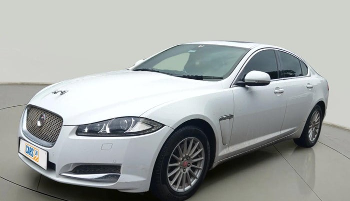 2013 Jaguar XF 2.2 DIESEL LUXURY, Diesel, Automatic, 41,863 km, Left Front Diagonal