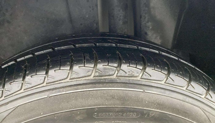2021 Maruti Ciaz DELTA 1.5 SHVS MT PETROL, Petrol, Manual, 18,318 km, Left Rear Tyre Tread