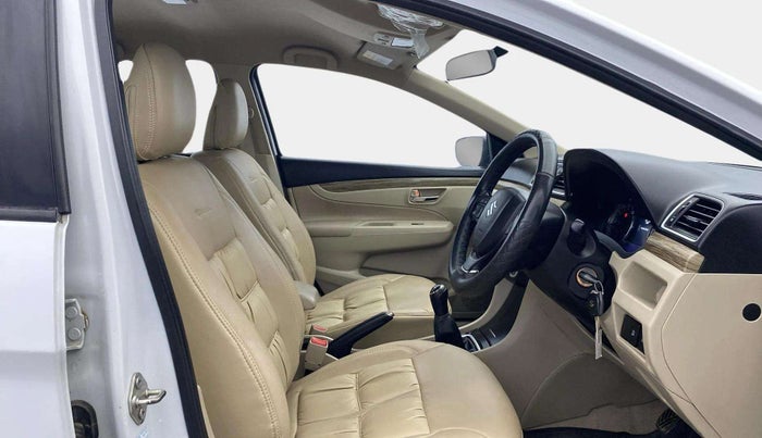 2021 Maruti Ciaz DELTA 1.5 SHVS MT PETROL, Petrol, Manual, 18,318 km, Right Side Front Door Cabin
