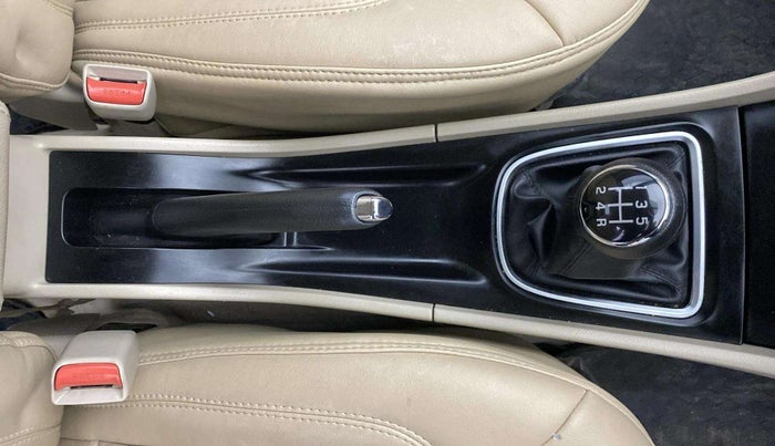 2021 Maruti Ciaz DELTA 1.5 SHVS MT PETROL, Petrol, Manual, 18,318 km, Gear Lever