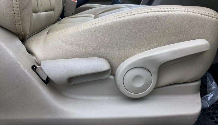2021 Maruti Ciaz DELTA 1.5 SHVS MT PETROL, Petrol, Manual, 18,318 km, Driver Side Adjustment Panel