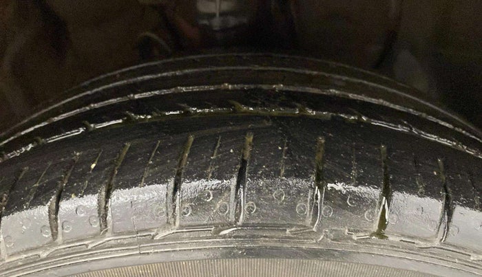 2019 Hyundai Elite i20 ASTA 1.2 (O), Petrol, Manual, 37,113 km, Right Front Tyre Tread