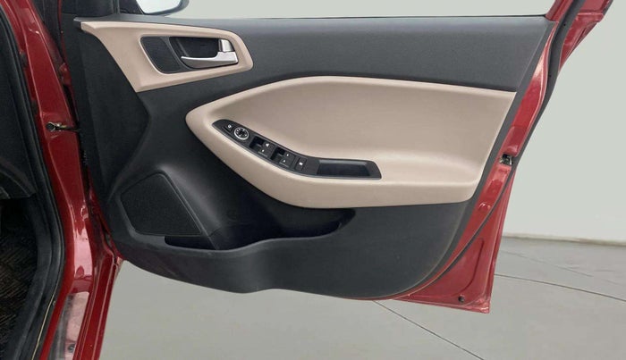2019 Hyundai Elite i20 ASTA 1.2 (O), Petrol, Manual, 37,113 km, Driver Side Door Panels Control