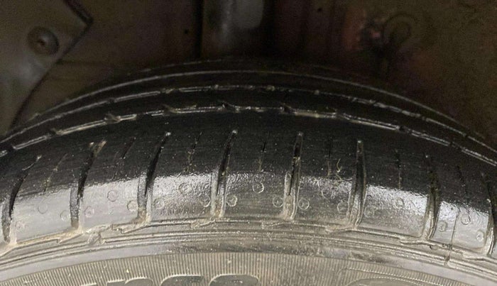 2019 Hyundai Elite i20 ASTA 1.2 (O), Petrol, Manual, 37,113 km, Right Rear Tyre Tread
