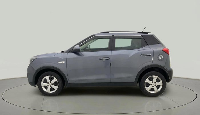 2022 Mahindra XUV300 W6 1.5 Sunroof Diesel, Diesel, Manual, 53,448 km, Left Side