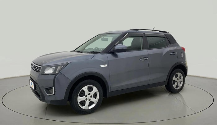 2022 Mahindra XUV300 W6 1.5 Sunroof Diesel, Diesel, Manual, 53,448 km, Left Front Diagonal