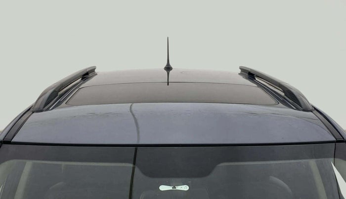 2022 Mahindra XUV300 W6 1.5 Sunroof Diesel, Diesel, Manual, 53,448 km, Moonroof/ Sunroof