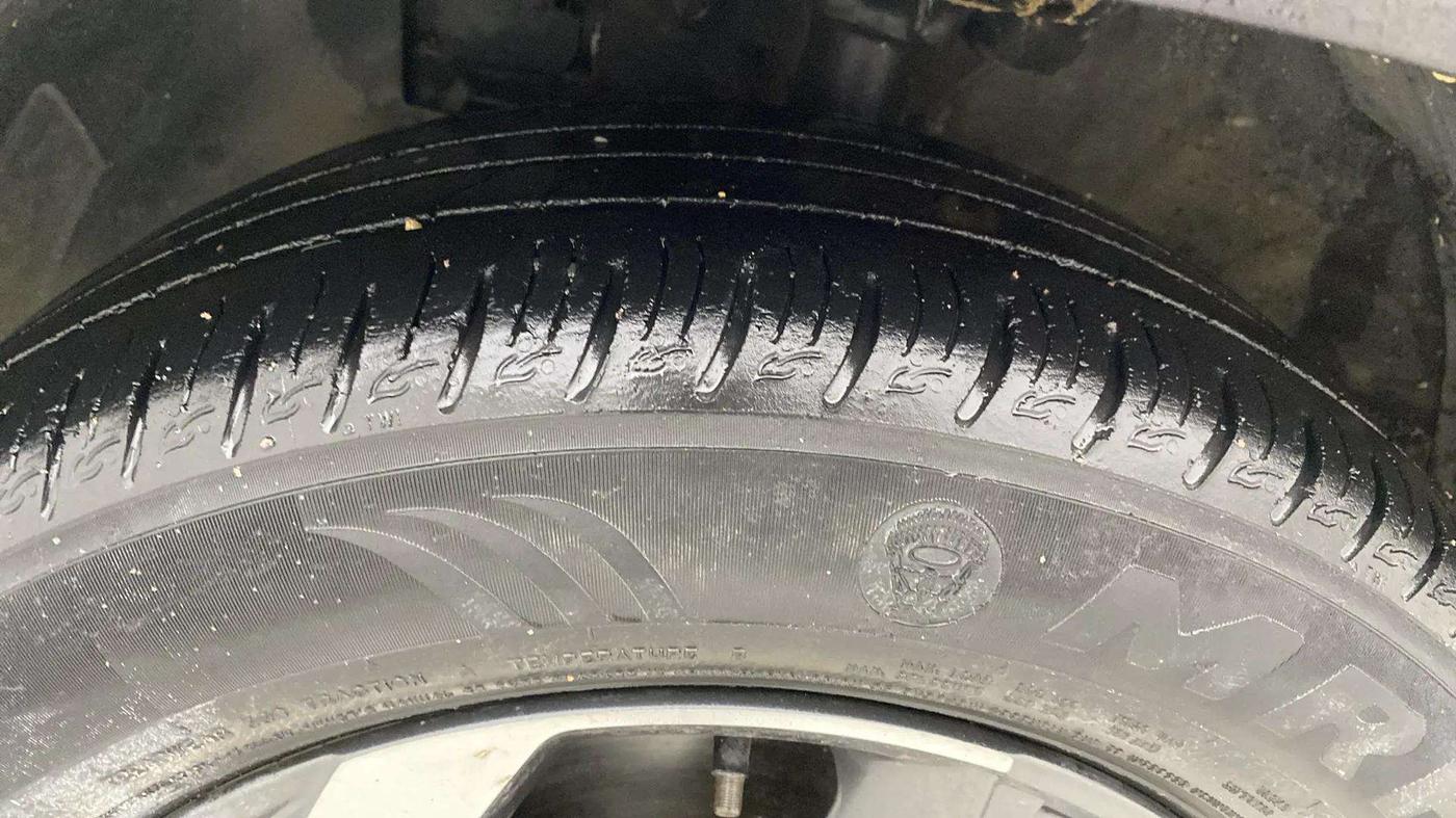 2019 Hyundai VENUE SX PLUS 1.0 TURBO DCT, Petrol, Automatic, 48,550 km, Left Front Tyre Tread