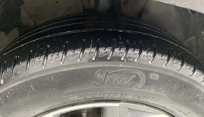 2019 Hyundai VENUE SX PLUS 1.0 TURBO DCT, Petrol, Automatic, 48,550 km, Right Front Tyre Tread