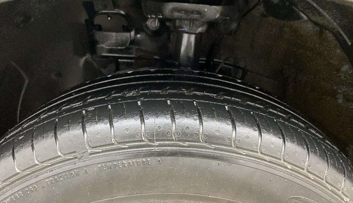 2022 Hyundai VENUE S(O) 1.2, Petrol, Manual, 19,207 km, Left Front Tyre Tread