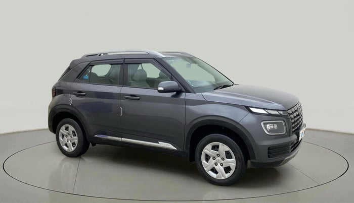 2022 Hyundai VENUE S(O) 1.2, Petrol, Manual, 19,207 km, Right Front Diagonal