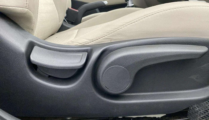 2021 Hyundai Verna SX 1.5 VTVT, Petrol, Manual, 60,124 km, Driver Side Adjustment Panel
