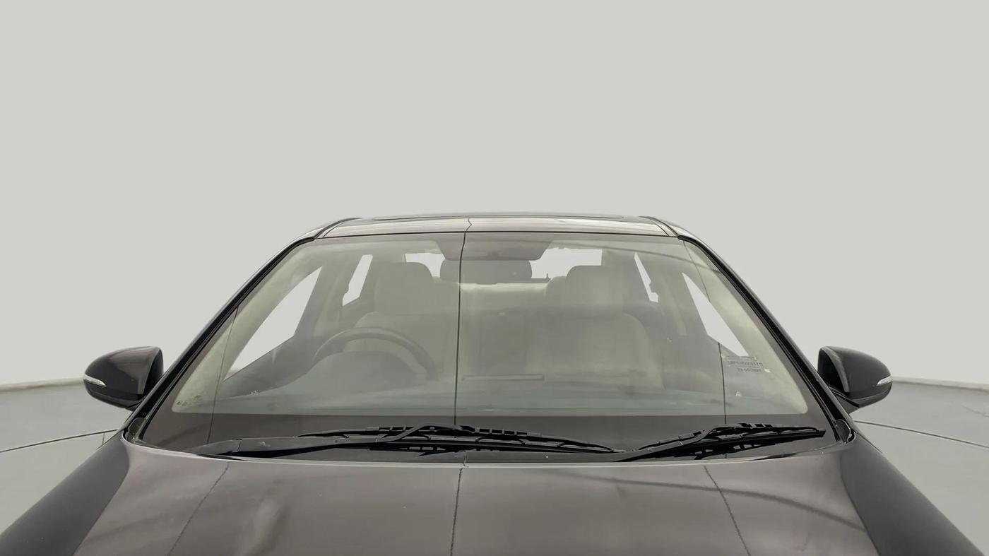 2021 Hyundai Verna SX 1.5 VTVT, Petrol, Manual, 60,124 km, Front Windshield