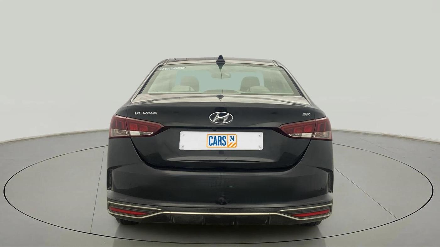 2021 Hyundai Verna SX 1.5 VTVT, Petrol, Manual, 60,124 km, Back/Rear