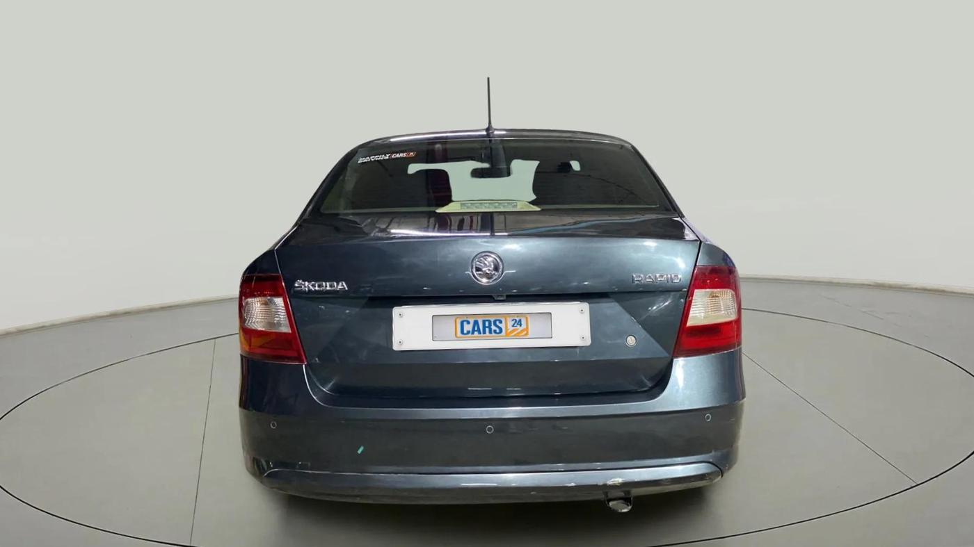 2020 Skoda Rapid 1.0 AMBITION TSI MT, Petrol, Manual, 80,684 km, Back/Rear
