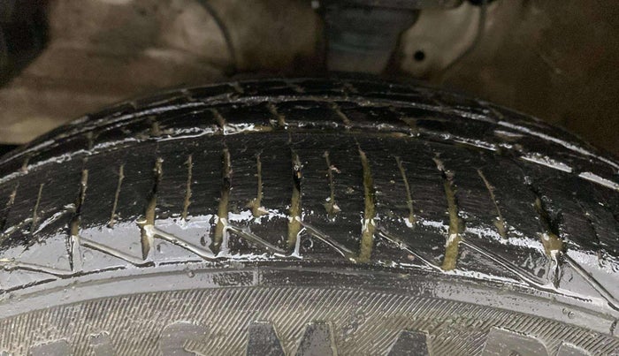 2022 Maruti S PRESSO LXI (O) CNG, CNG, Manual, 50,177 km, Left Front Tyre Tread
