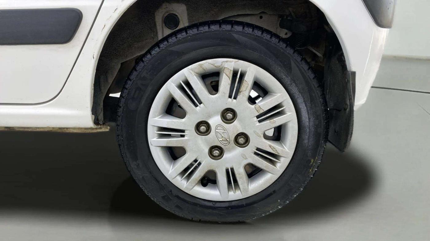 2014 Hyundai Santro Xing GLS PLUS AUDIO, Petrol, Manual, 71,146 km, Left Rear Wheel