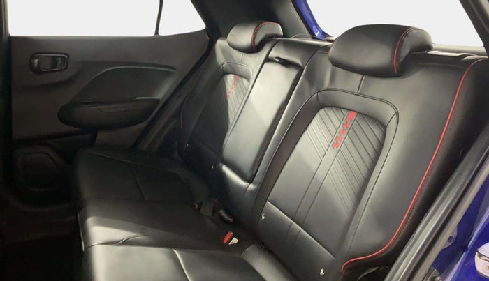 2022 Hyundai VENUE N LINE N8 1.0 TURBO DCT, Petrol, Automatic, 15,055 km, Right Side Rear Door Cabin
