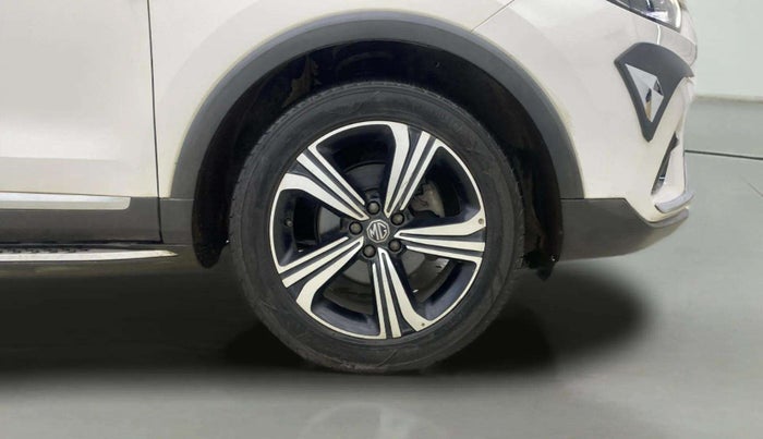 2022 MG ASTOR SHARP EX 1.5 MT, Petrol, Manual, 54,448 km, Right Front Wheel