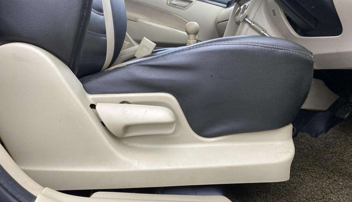 2016 Maruti Swift Dzire LXI, Petrol, Manual, 98,697 km, Driver Side Adjustment Panel