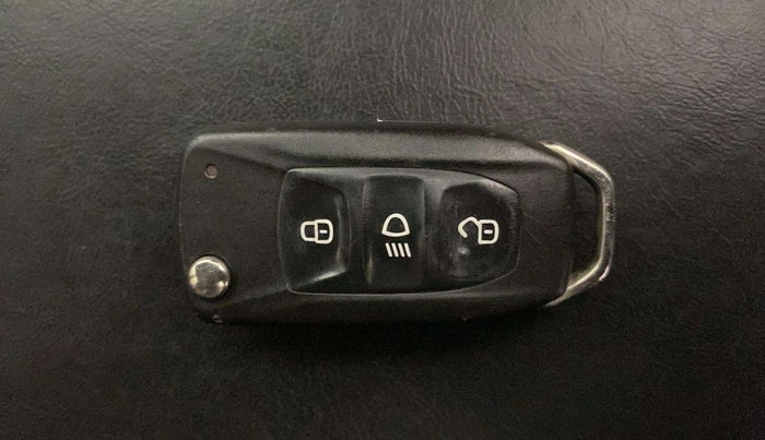 2018 Tata Tiago XT PETROL, Petrol, Manual, 48,806 km, Key Close Up
