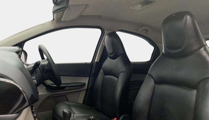 2018 Tata Tiago XT PETROL, Petrol, Manual, 48,806 km, Right Side Front Door Cabin