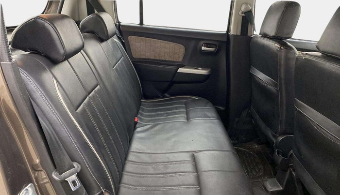 2015 Maruti Wagon R 1.0 VXI, Petrol, Manual, 44,483 km, Right Side Rear Door Cabin