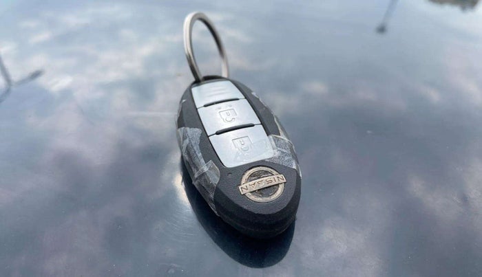 2023 Nissan MAGNITE XV MT, Petrol, Manual, 15,160 km, Key Close Up