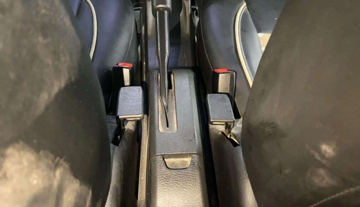 2023 Maruti Eeco 7 STR STD 1.2, Petrol, Manual, 5,324 km, Driver Side Adjustment Panel