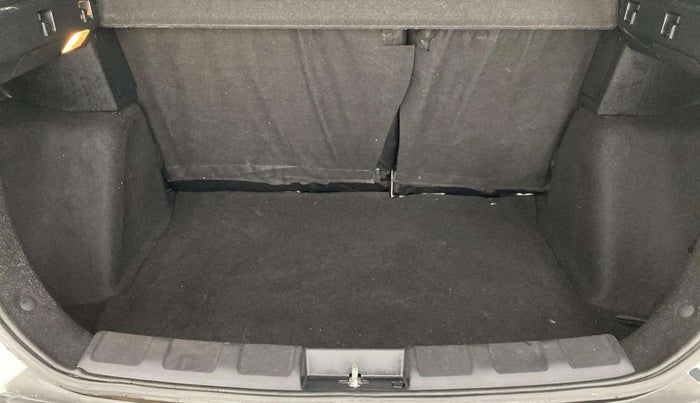 2021 Tata NEXON XZ PLUS PETROL SUNROOF, Petrol, Manual, 22,409 km, Boot Inside