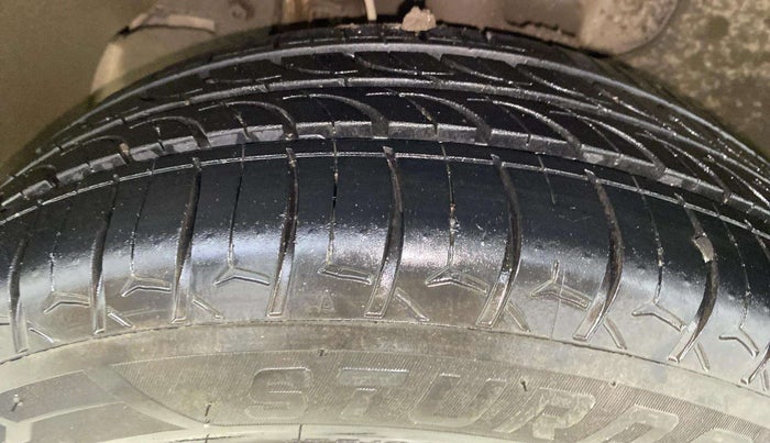 2022 Tata TIGOR XZ PLUS CNG DUAL TONE, CNG, Manual, 75,741 km, Left Front Tyre Tread