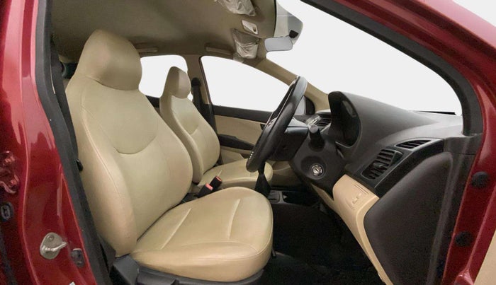 2017 Hyundai Eon ERA +, Petrol, Manual, 43,744 km, Right Side Front Door Cabin