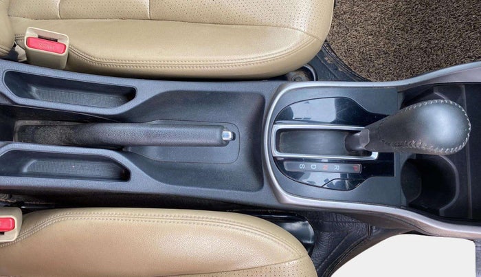 2020 Honda City 1.5L I-VTEC ZX CVT, CNG, Automatic, 96,957 km, Gear Lever