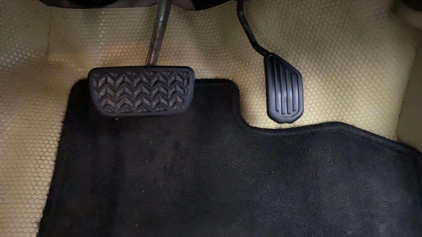 2019 Toyota YARIS G CVT, Petrol, Automatic, 1,04,059 km, Pedals
