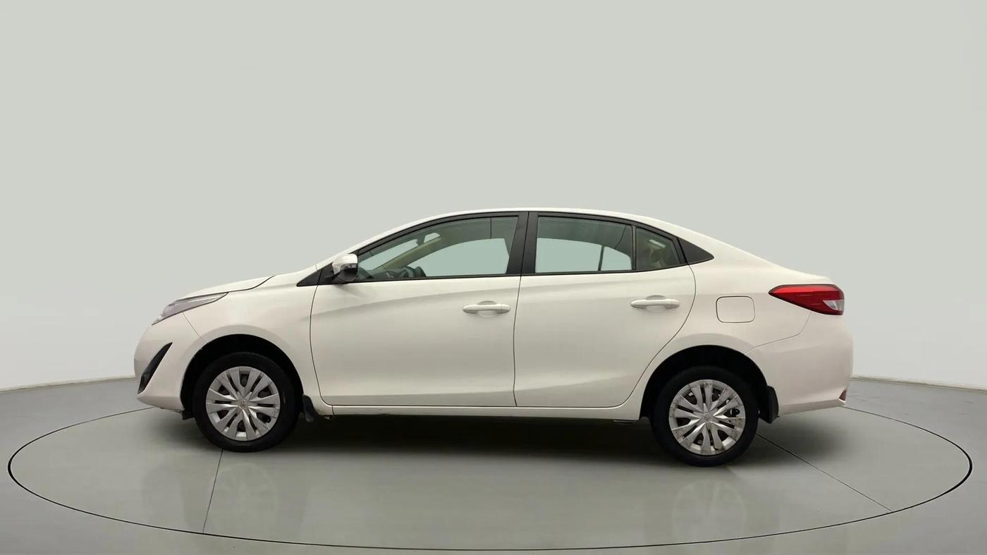 2019 Toyota YARIS G CVT, Petrol, Automatic, 1,04,059 km, Left Side