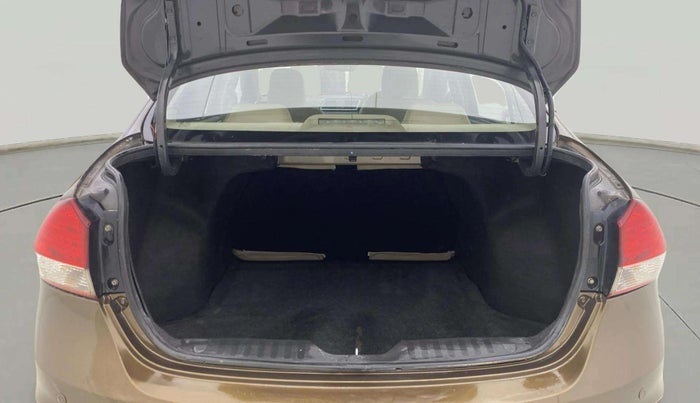 2016 Maruti Ciaz VXI+, Petrol, Manual, 70,943 km, Boot Inside