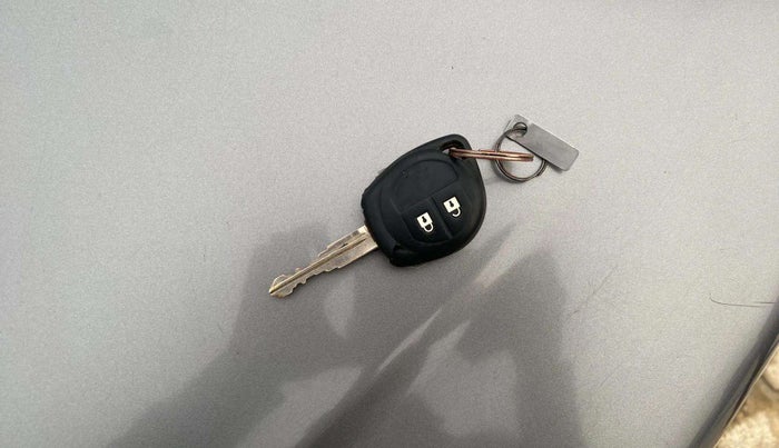 2018 Maruti Wagon R 1.0 VXI, Petrol, Manual, 44,041 km, Key Close Up