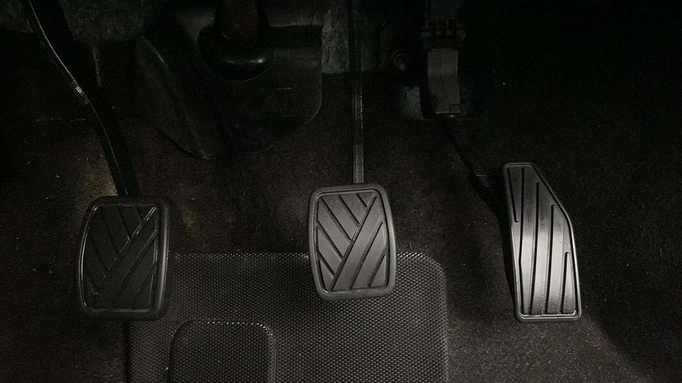 2023 Maruti Swift ZXI PLUS, Petrol, Manual, 14,225 km, Pedals