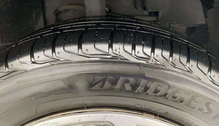 2022 Tata NEXON XE PETROL, Petrol, Manual, 12,618 km, Right Front Tyre Tread