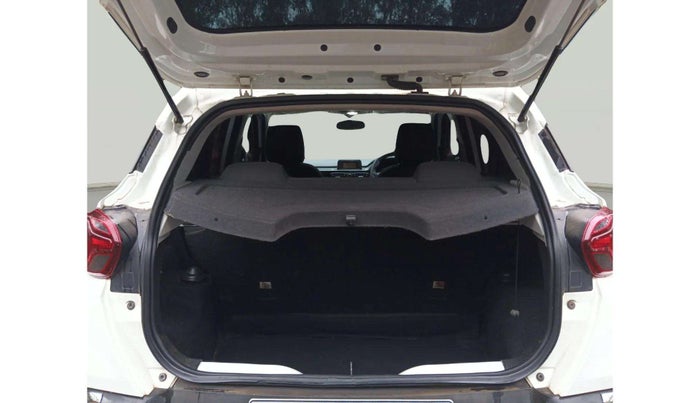 2022 Tata PUNCH ADVENTURE MT, Petrol, Manual, 39,309 km, Boot Inside