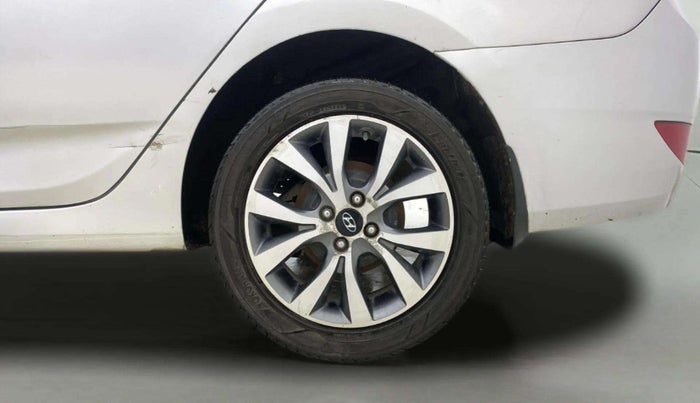2015 Hyundai Verna FLUIDIC 1.6 CRDI SX 4S, Diesel, Manual, 62,607 km, Left Rear Wheel