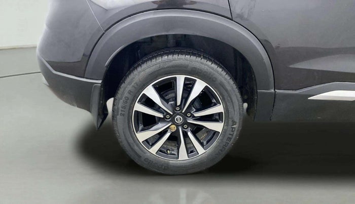 2022 Nissan Kicks XV 1.5, Petrol, Manual, 23,573 km, Right Rear Wheel