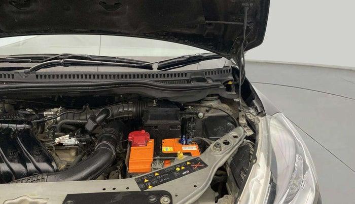 2022 Nissan Kicks XV 1.5, Petrol, Manual, 23,573 km, Engine View - Left
