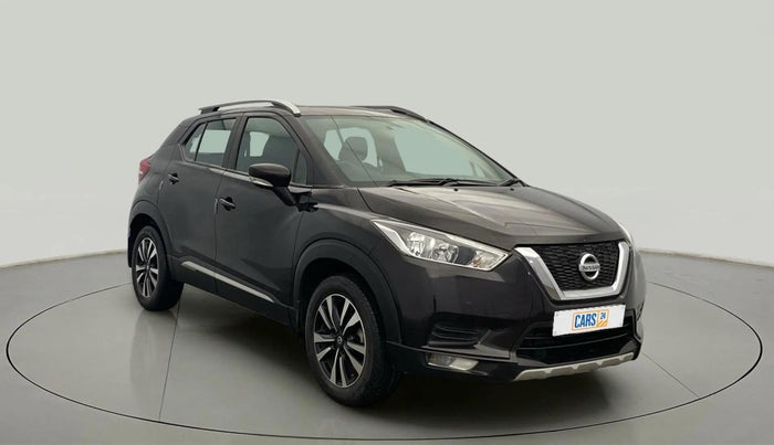 2022 Nissan Kicks XV 1.5, Petrol, Manual, 23,573 km, Right Front Diagonal