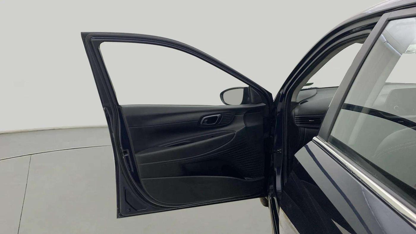 2021 Hyundai NEW I20 SPORTZ 1.2 MT, CNG, Manual, 54,276 km, LHS Front Door