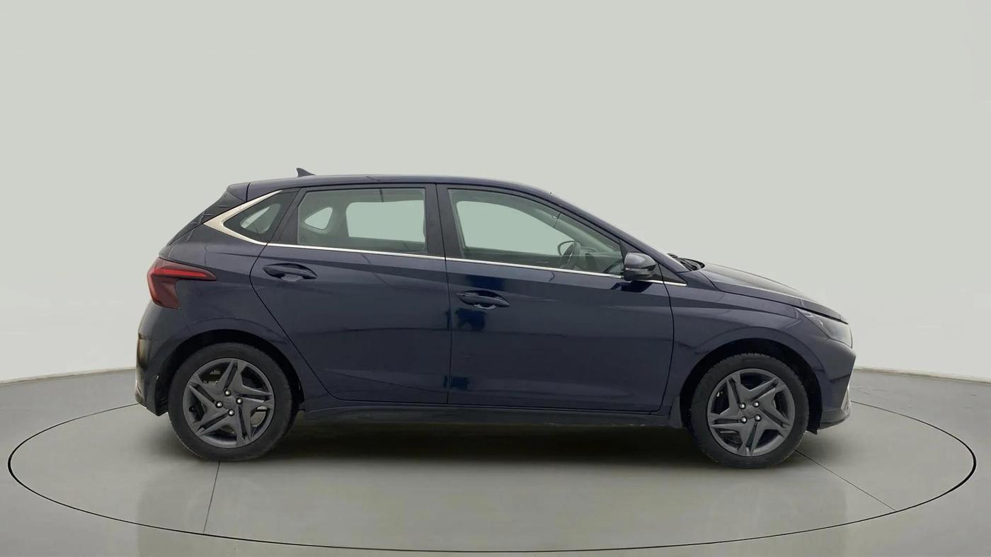 2021 Hyundai NEW I20 SPORTZ 1.2 MT, CNG, Manual, 54,276 km, Right Side View