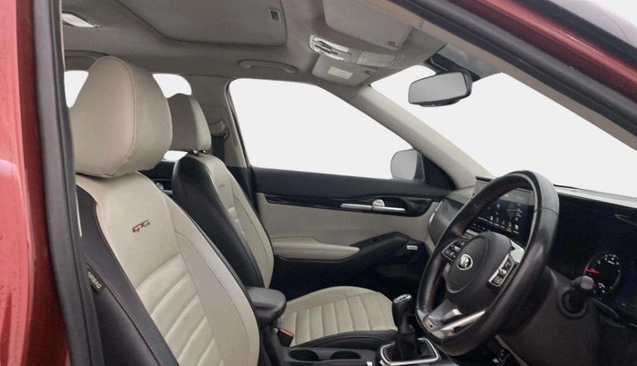 2019 KIA SELTOS GTX PLUS 1.4 PETROL, Petrol, Manual, 82,318 km, Right Side Front Door Cabin